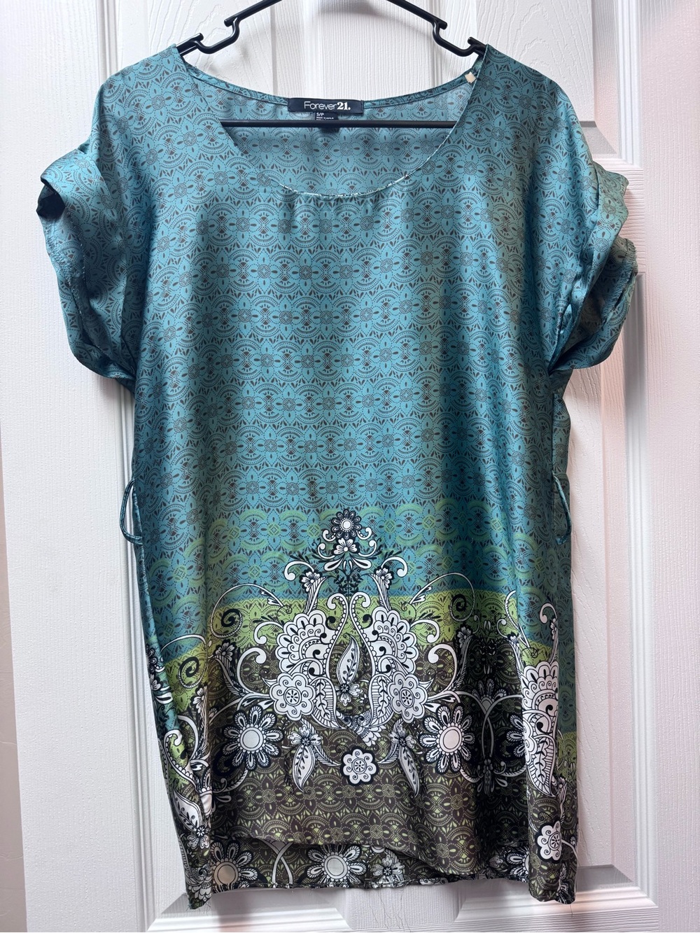 Forever 21 Women Silky Short-Sleeve Tunic Top (Size: S)